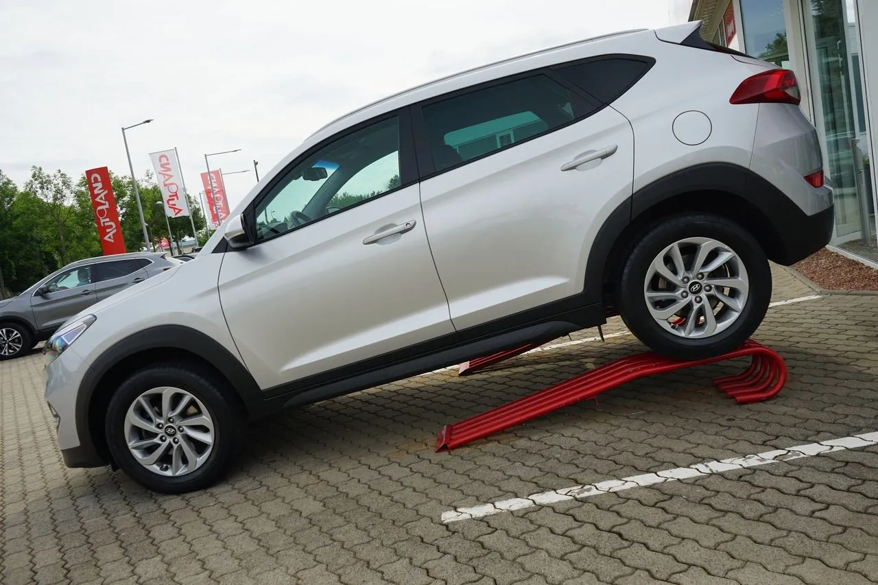 Hyundai Tucson 1.6 GDI 2-Zonen-Klima...  Image 2