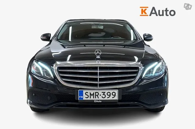 Mercedes-Benz E 220 220 d A Business * Vetokoukku / Navi / S Image 4