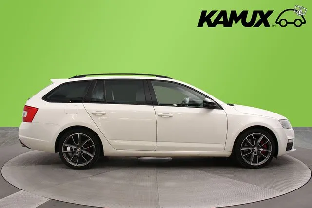 Skoda Octavia Combi 2,0 TDI RS DSG Autom. / Juuri tehty jako Image 2