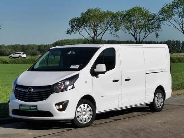 Opel Vivaro 1.6 CDTI L2H1 120Pk AC! Image 2