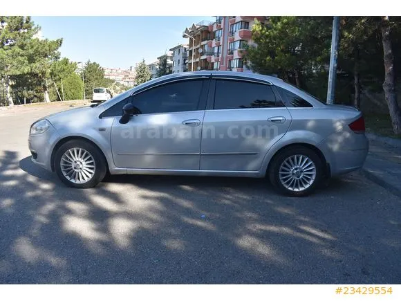 Fiat Linea 1.3 Multijet Emotion Image 6